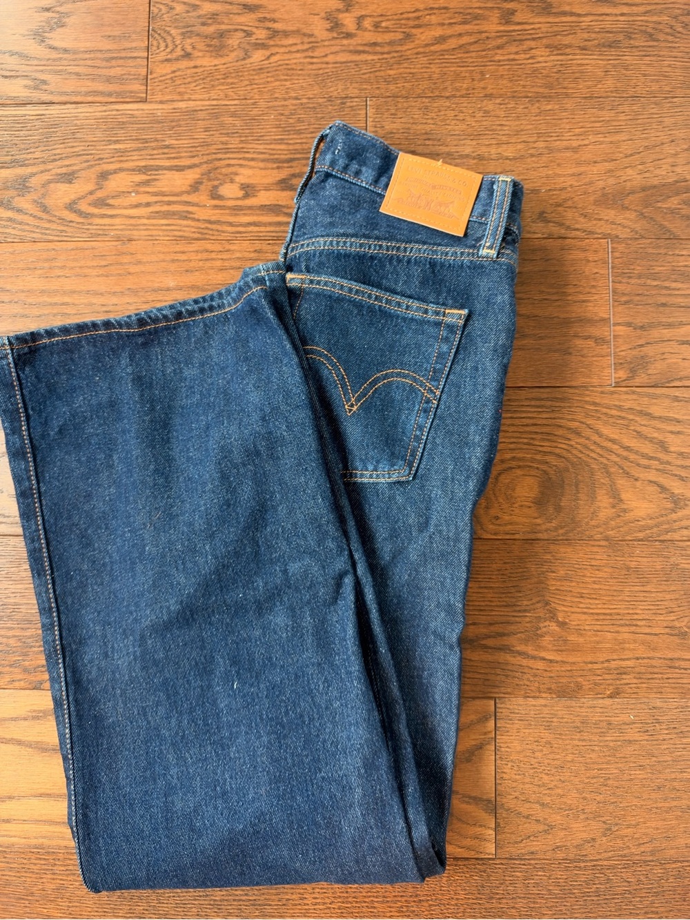 Women’s Levi’s Wide Leg - size 26